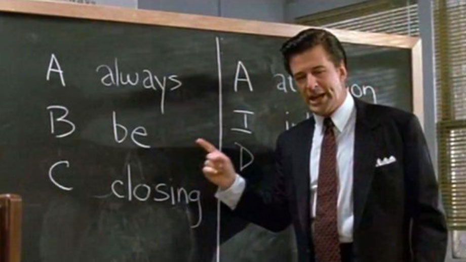 Alec Baldwin radí "ABC. Always Be Closing."